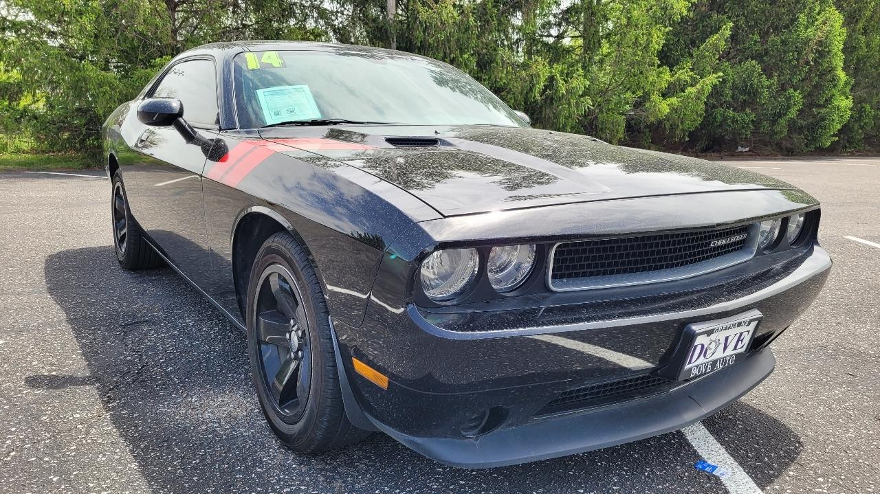 Dodge Challenger 2dr Cpe SXT 2014