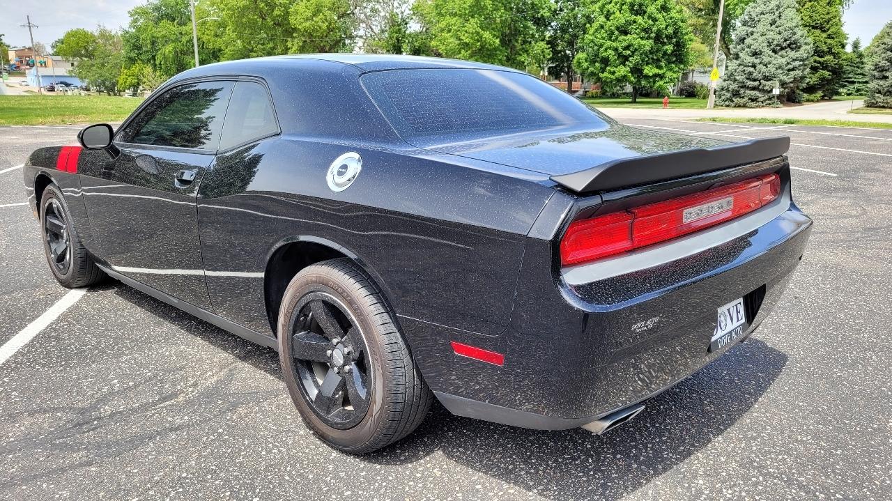 Dodge Challenger 2dr Cpe SXT 2014