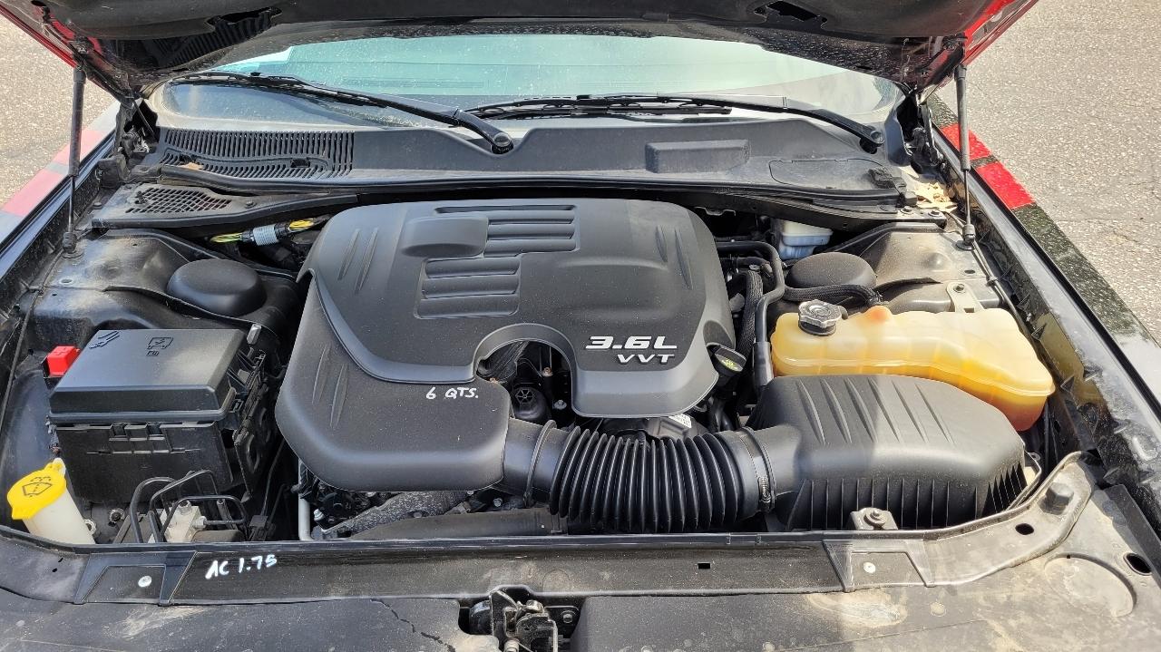 Dodge Challenger 2dr Cpe SXT 2014