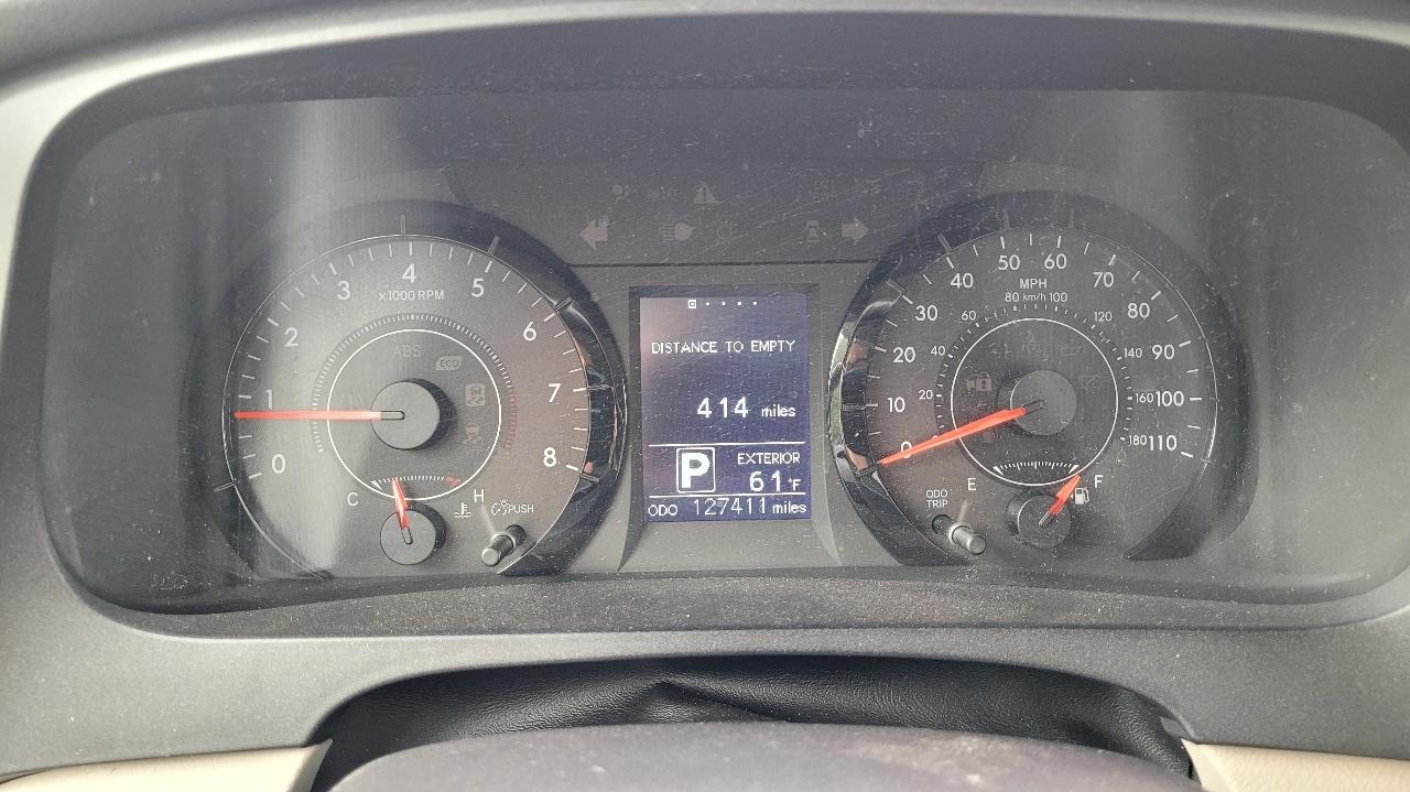 Toyota Sienna LE FWD 8-Passenger (Natl) 2017
