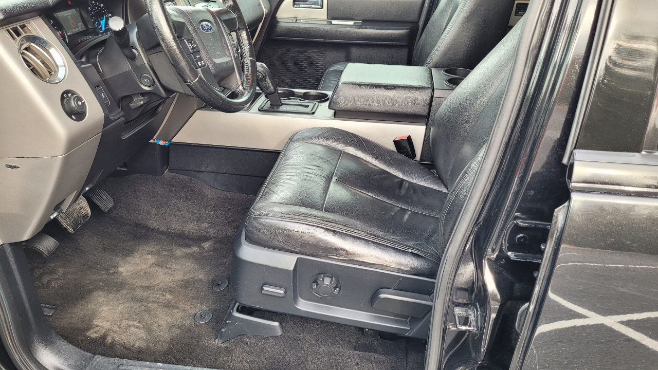 Ford Expedition 4WD 4dr XLT 2015