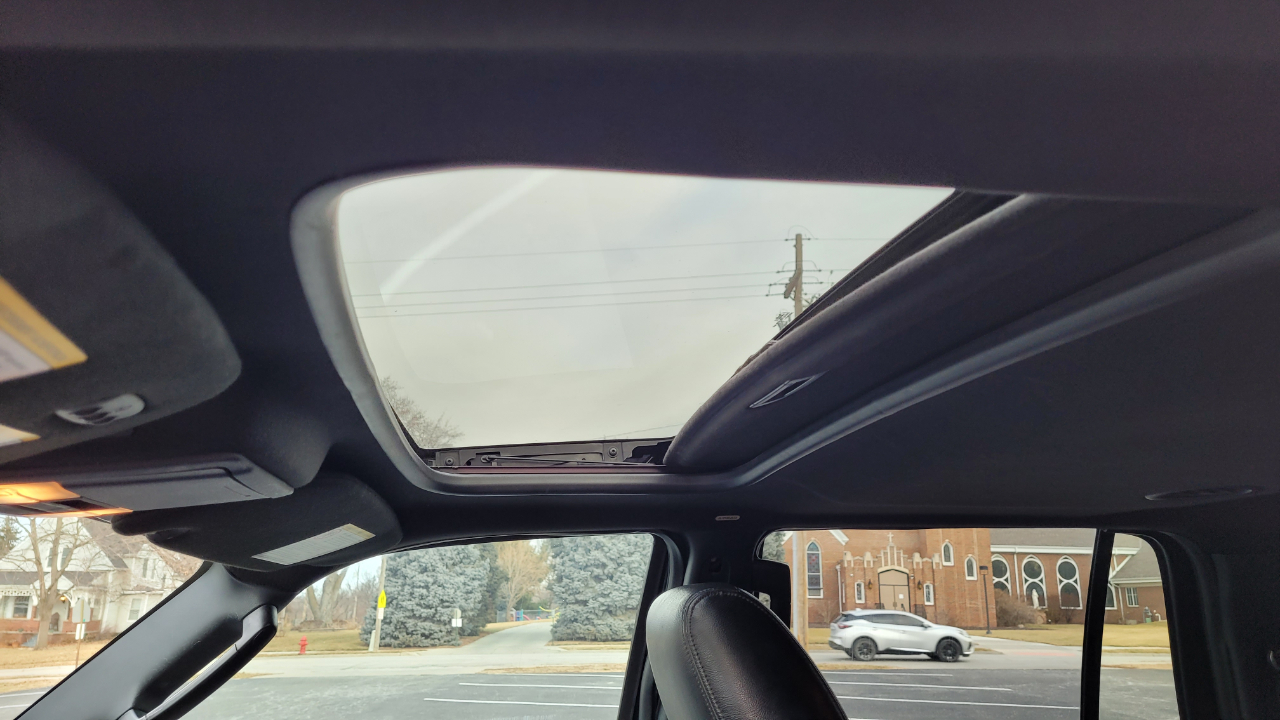 Ford Expedition 4WD 4dr XLT 2015