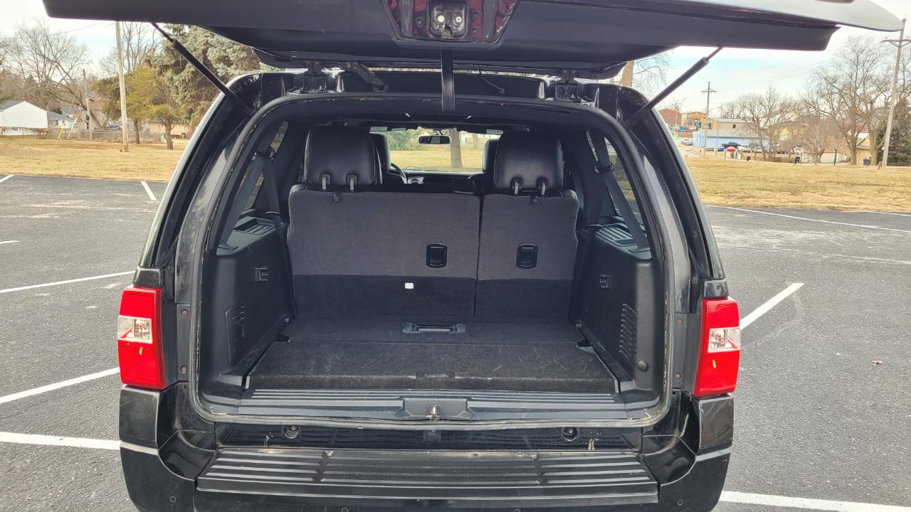 Ford Expedition 4WD 4dr XLT 2015