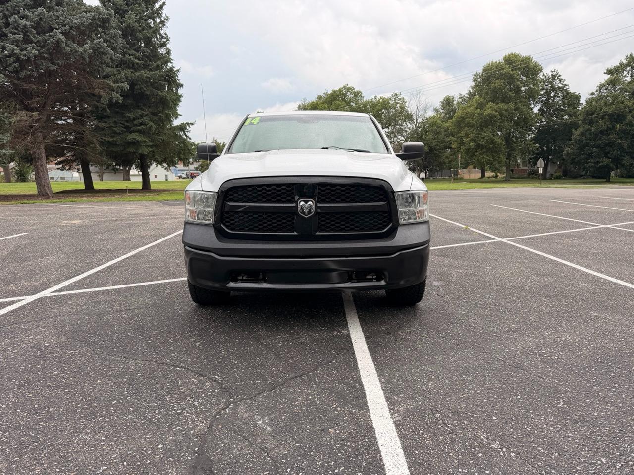 RAM 1500 4WD Crew Cab 140.5" SSV 2014