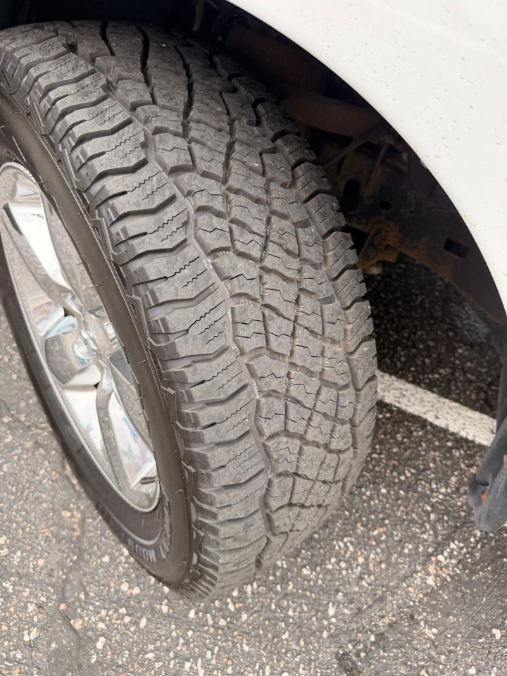 RAM 1500 4WD Crew Cab 140.5" SSV 2014