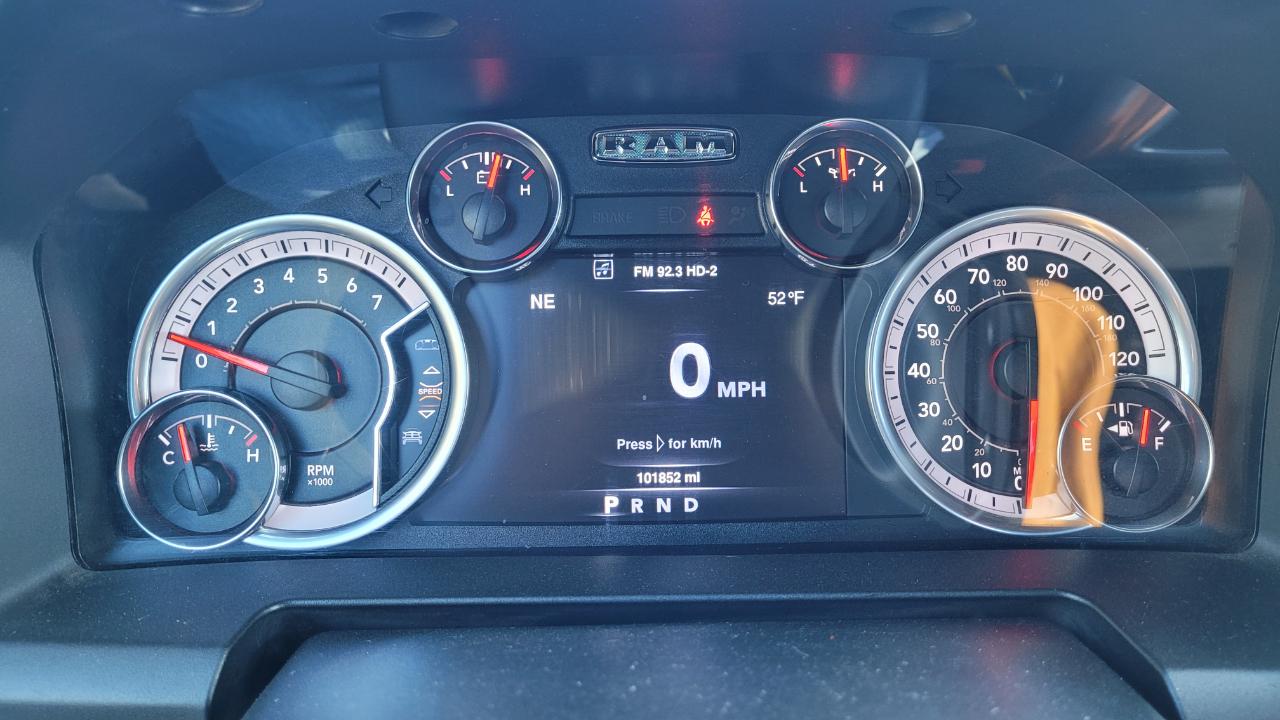 RAM 1500 Classic Warlock 4x4 Quad Cab 6'4" Box 2021