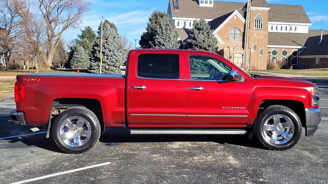 Chevrolet Silverado 1500 4WD Crew Cab 143.5" LTZ w/1LZ 2018