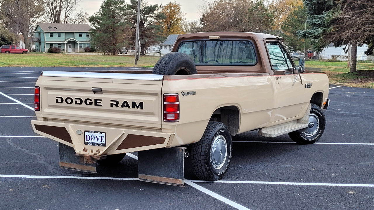 Dodge Power Ram 50  1984