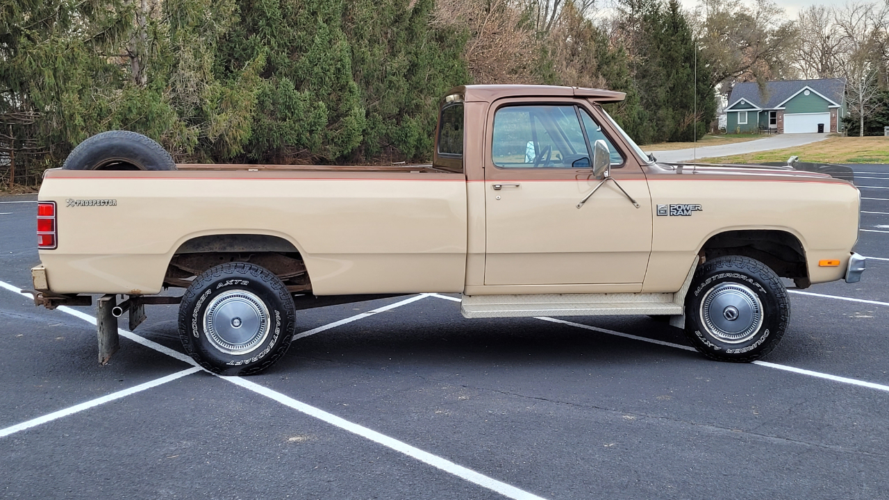 Dodge Power Ram 50  1984