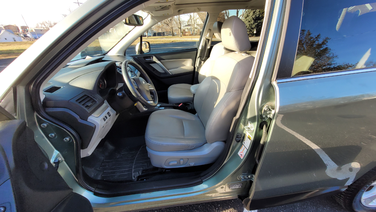 Subaru Forester 2.5i Limited 2014