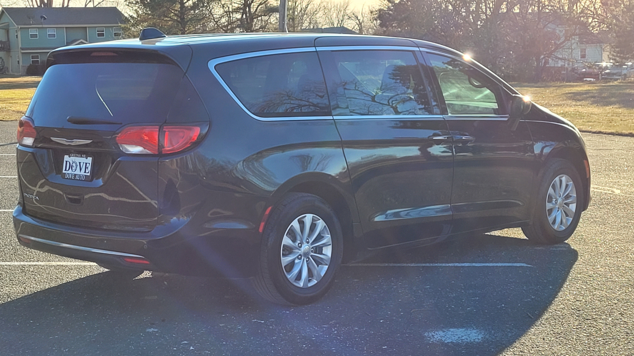 Chrysler Pacifica  2018