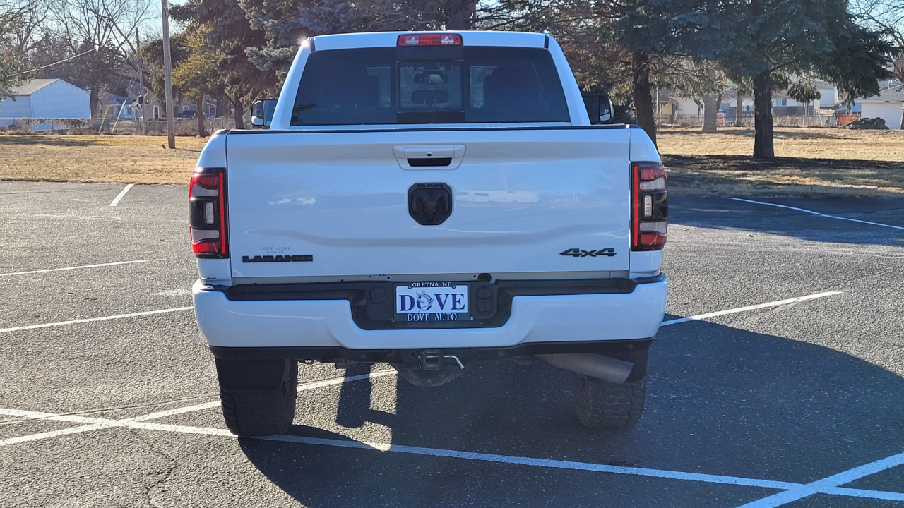 RAM 2500 Laramie 4x4 Crew Cab 6'4" Box 2022