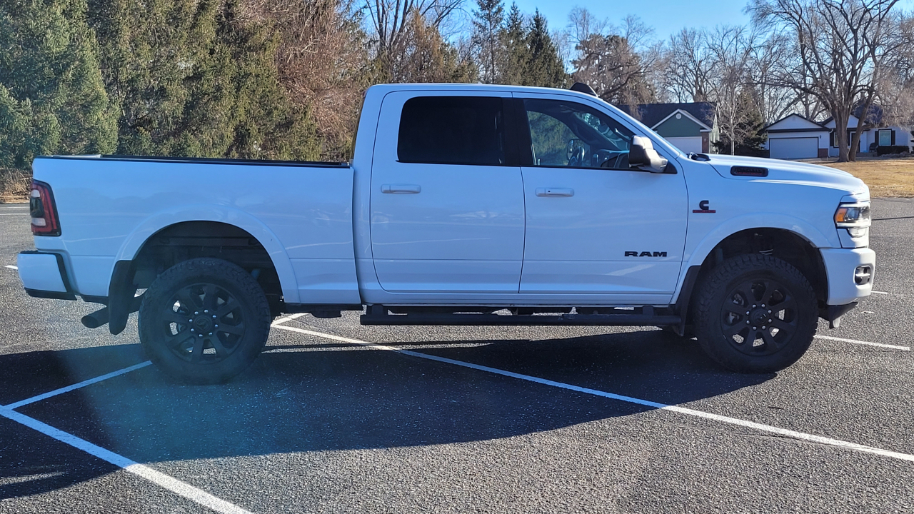 RAM 2500 Laramie 4x4 Crew Cab 6'4" Box 2022