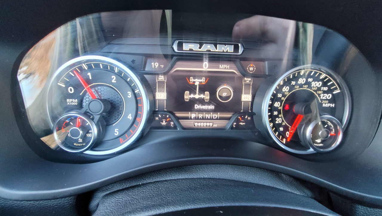 RAM 2500 Laramie 4x4 Crew Cab 6'4" Box 2022