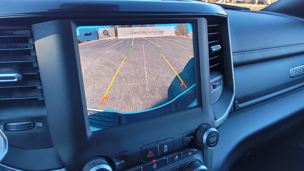 RAM 2500 Laramie 4x4 Crew Cab 6'4" Box 2022