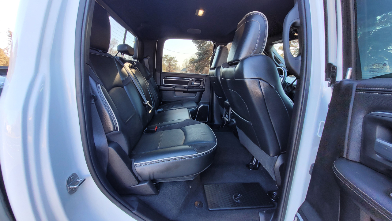 RAM 2500 Laramie 4x4 Crew Cab 6'4" Box 2022