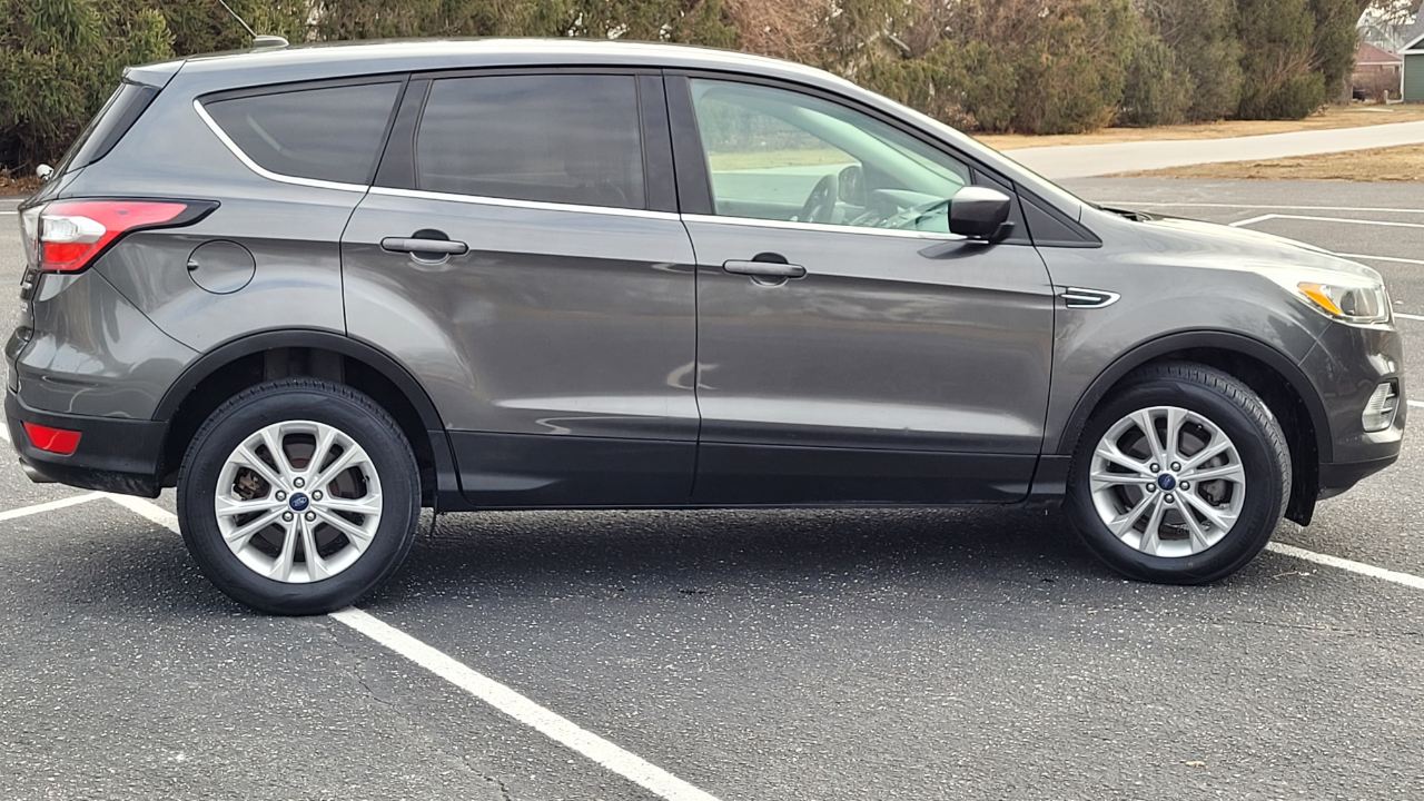 Ford Escape SE FWD 2017