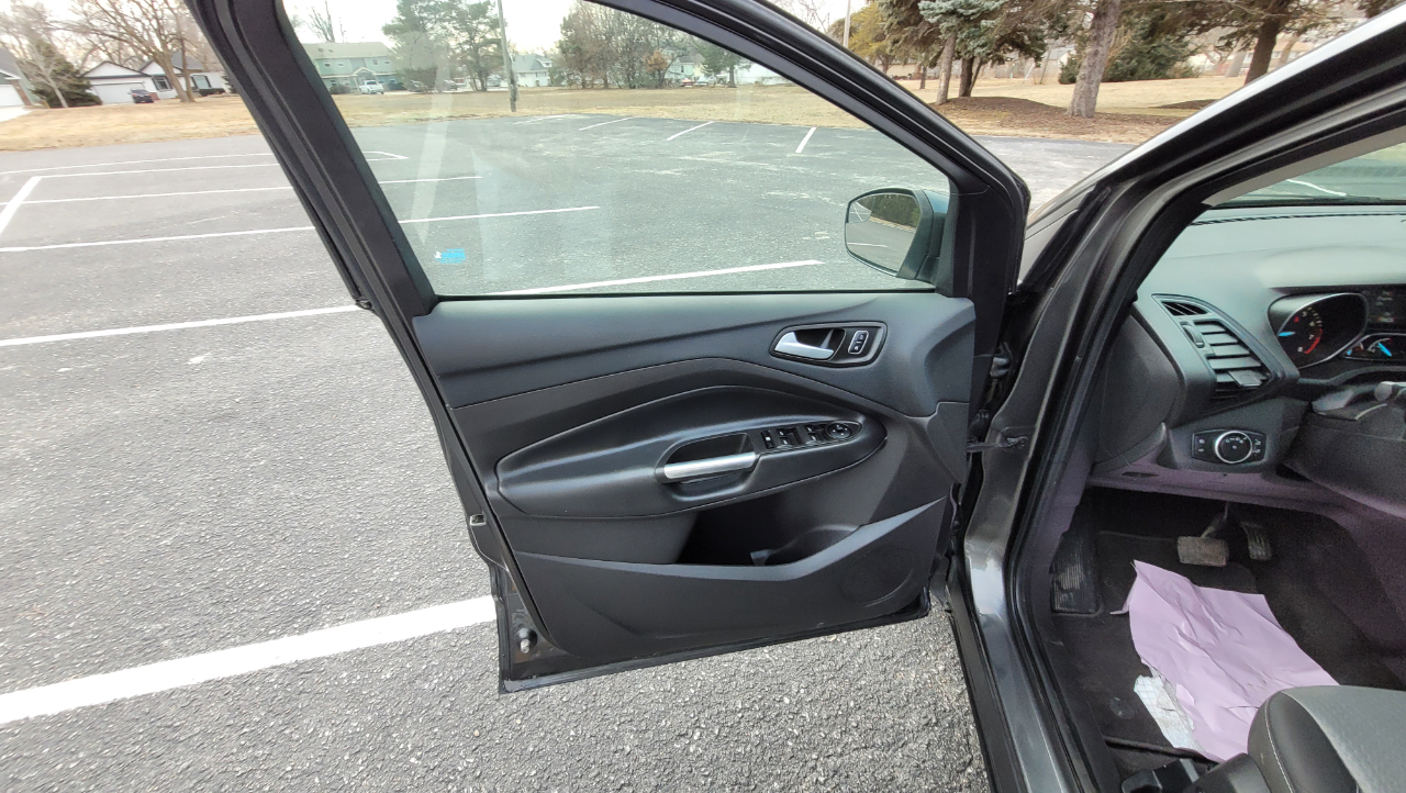 Ford Escape SE FWD 2017