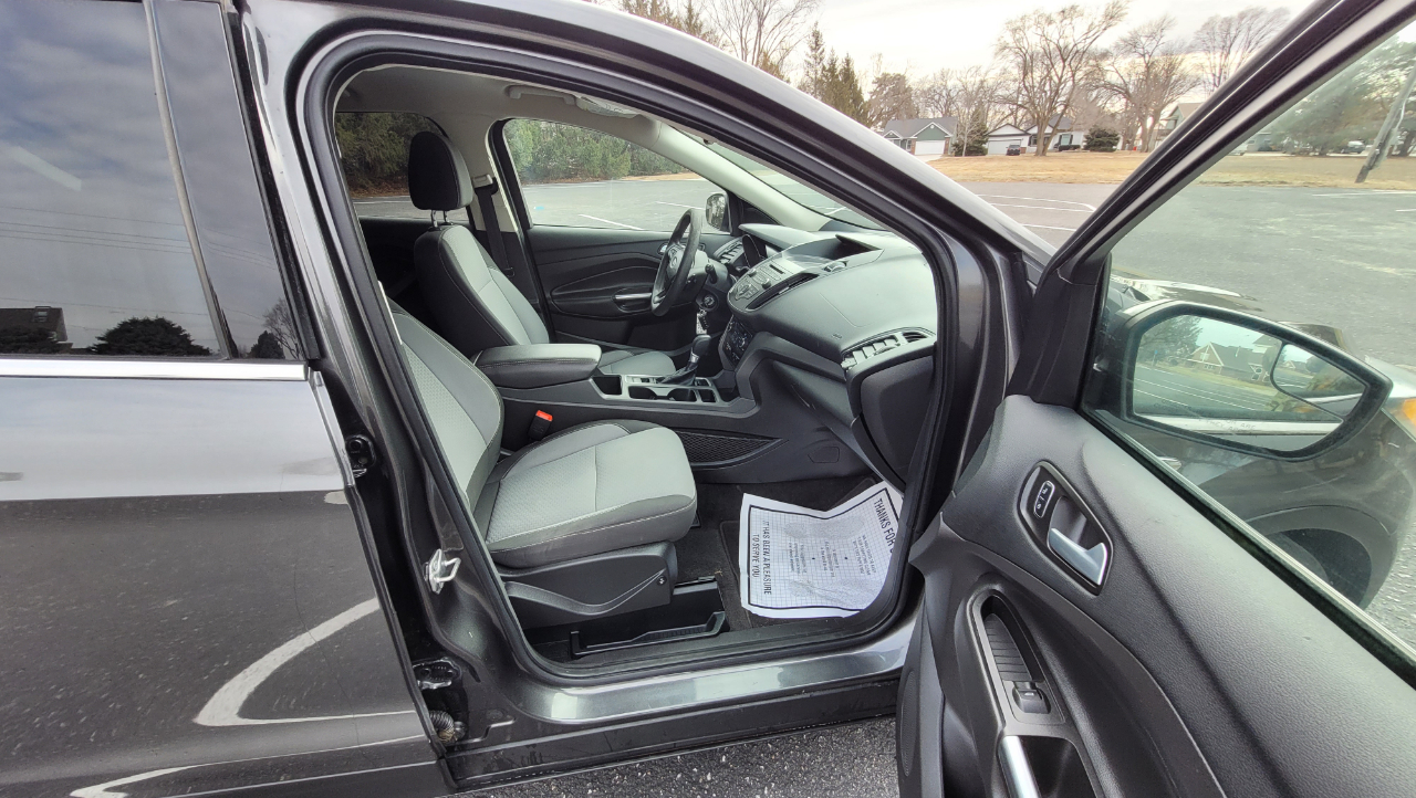 Ford Escape SE FWD 2017