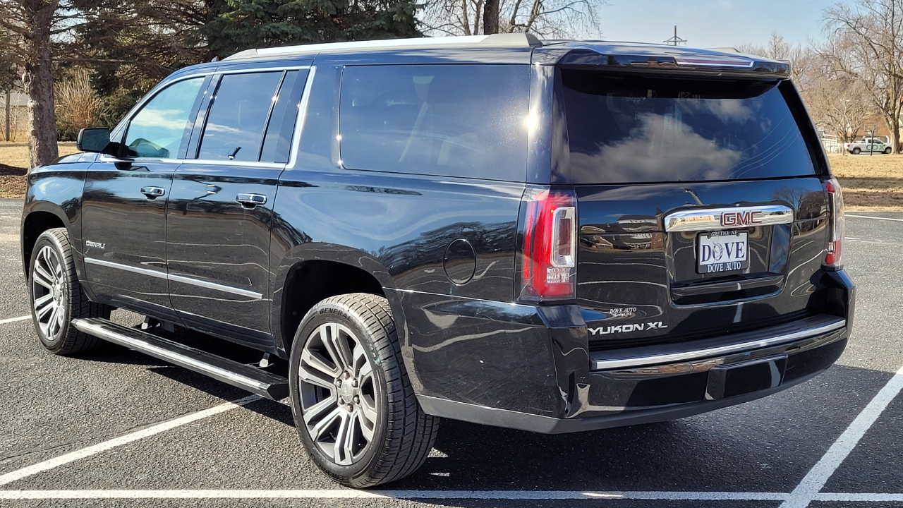 GMC Yukon XL 4WD 4dr Denali 2019