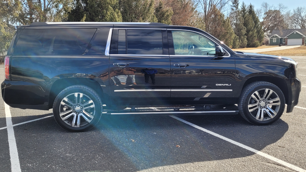 GMC Yukon XL 4WD 4dr Denali 2019