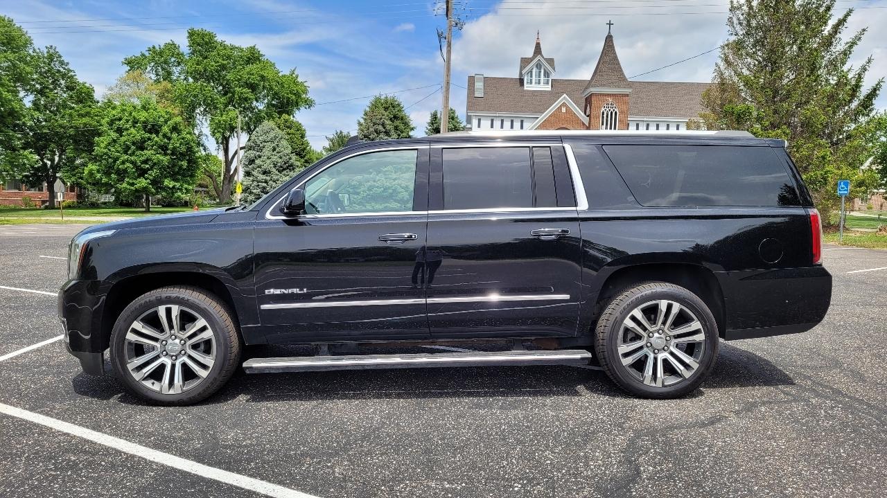 GMC Yukon XL 4WD 4dr Denali 2019