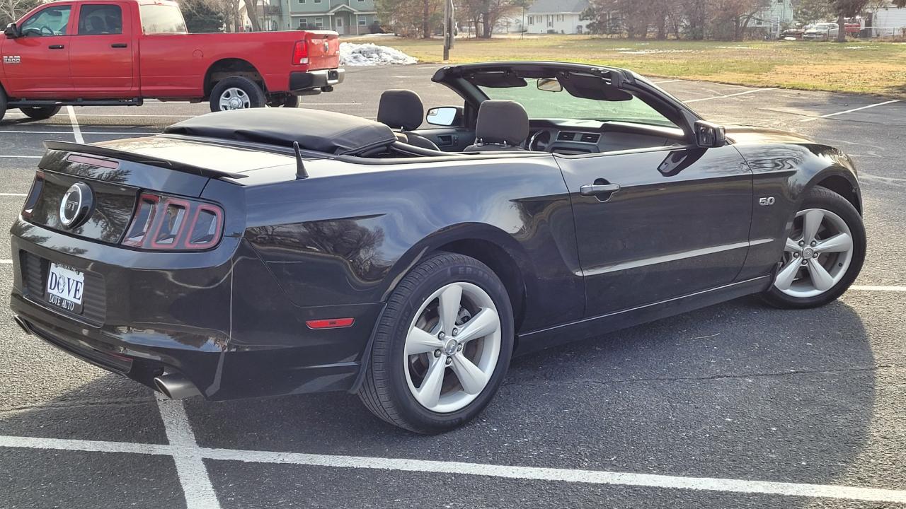 Ford Mustang 2dr Conv GT 2013