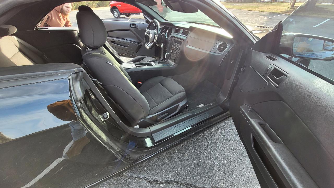 Ford Mustang 2dr Conv GT 2013