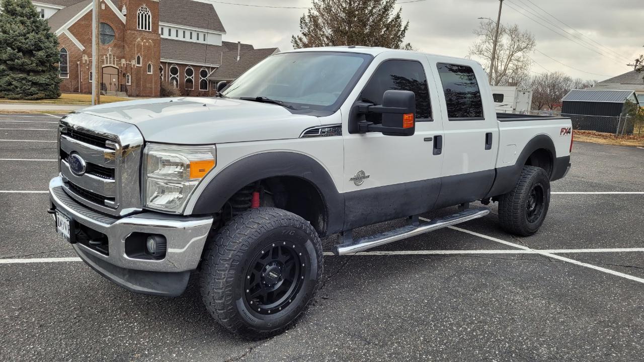 Ford Super Duty F-250 SRW 4WD Crew Cab 156" XL 2014
