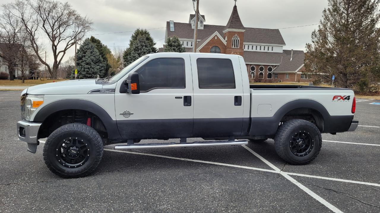 Ford Super Duty F-250 SRW 4WD Crew Cab 156" XL 2014