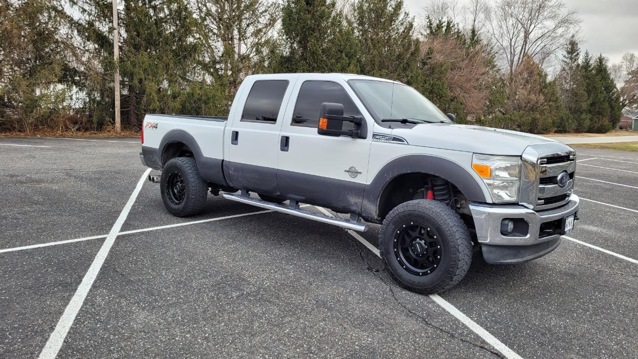 Ford Super Duty F-250 SRW 4WD Crew Cab 156" XL 2014