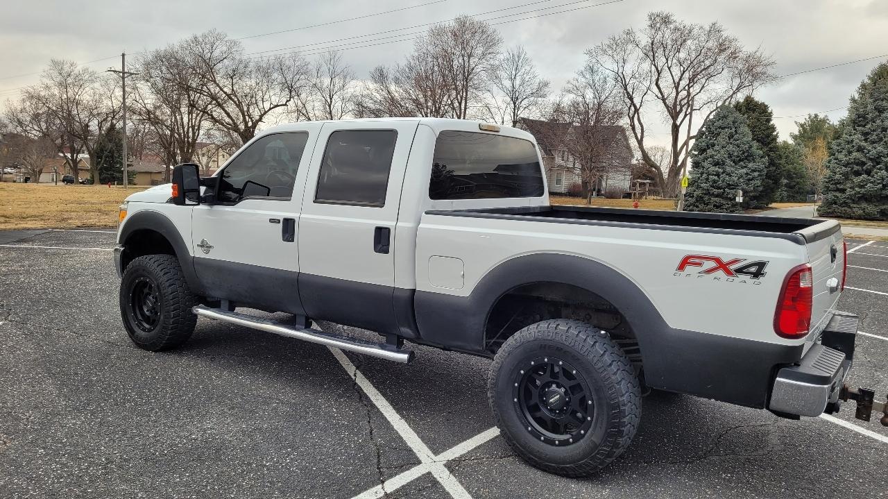 Ford Super Duty F-250 SRW 4WD Crew Cab 156" XL 2014