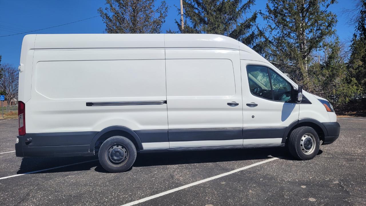 Ford Transit Van T-350 148" EL Hi Rf 9500 GVWR Sliding RH Dr 2018