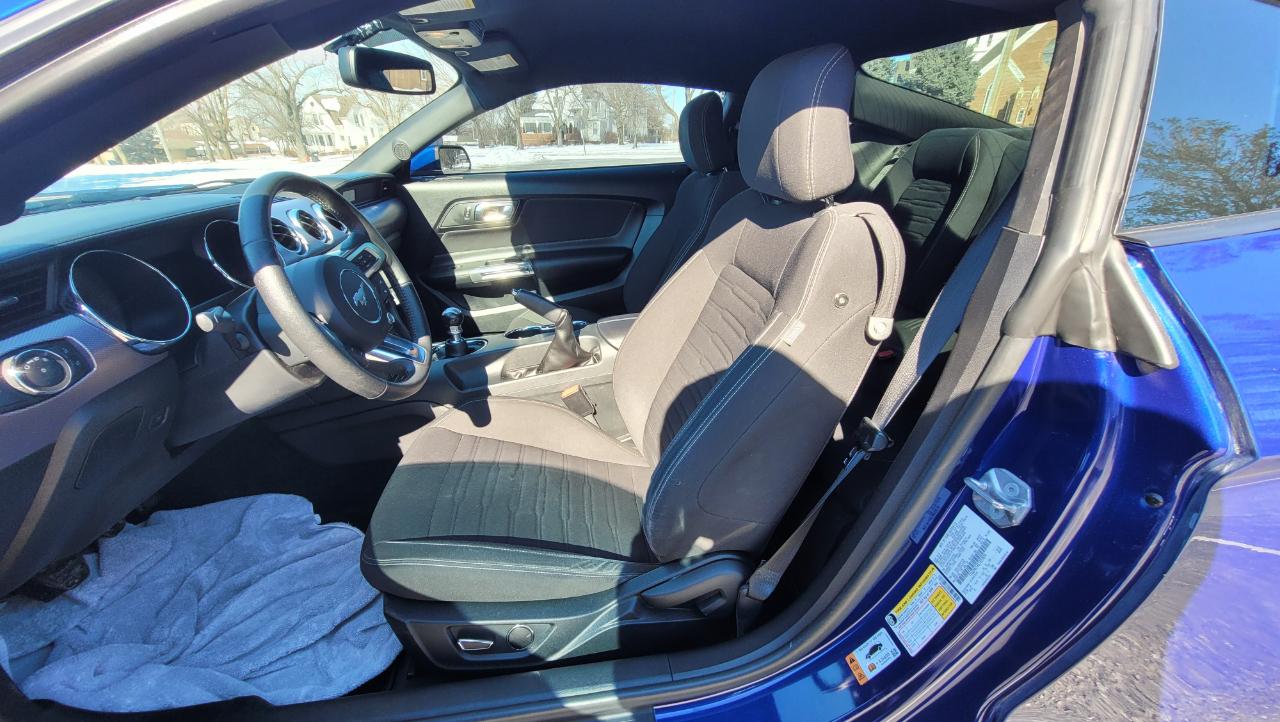 Ford Mustang 2dr Fastback GT 2016