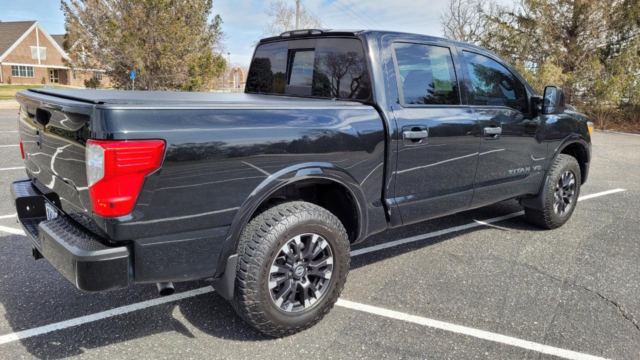 Nissan Titan 4x4 Crew Cab PRO-4X 2019