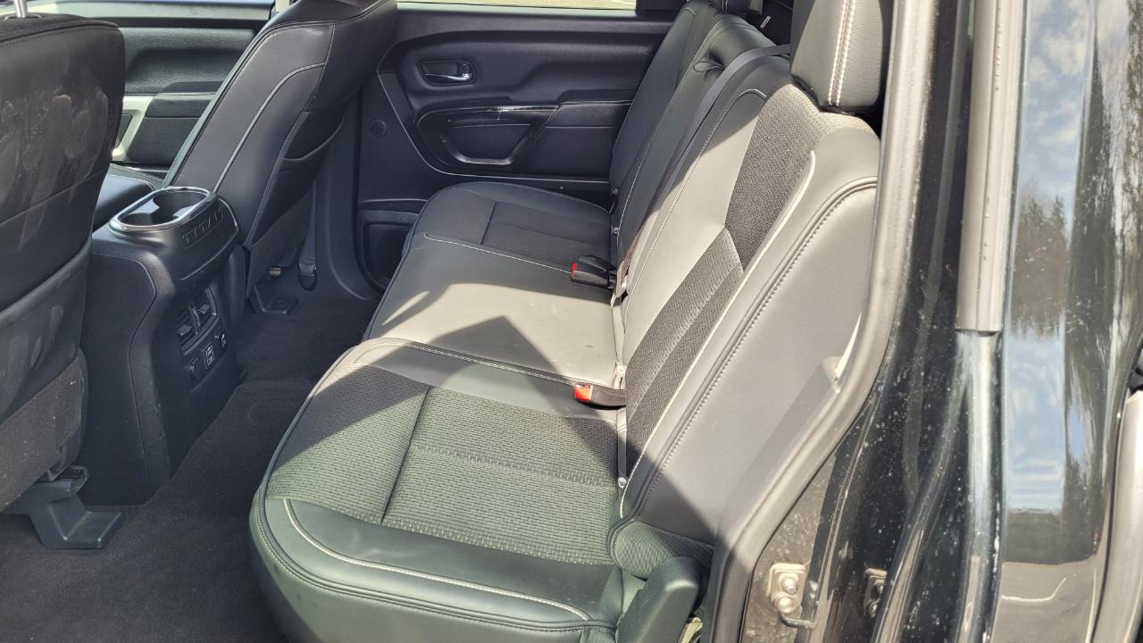 Nissan Titan 4x4 Crew Cab PRO-4X 2019