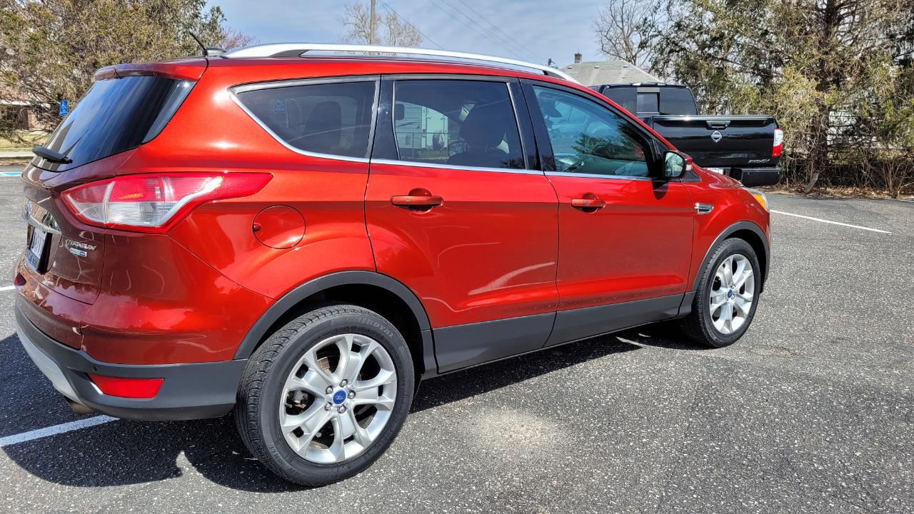 Ford Escape 4WD 4dr Titanium 2015