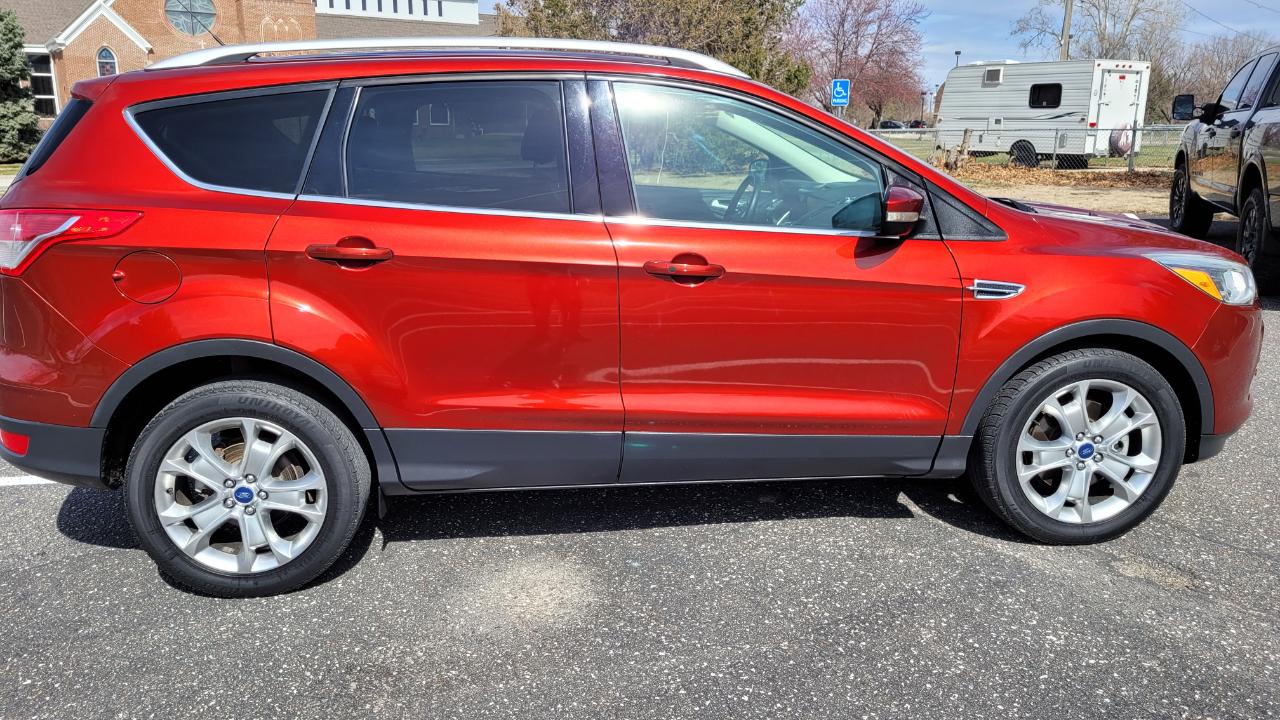 Ford Escape 4WD 4dr Titanium 2015