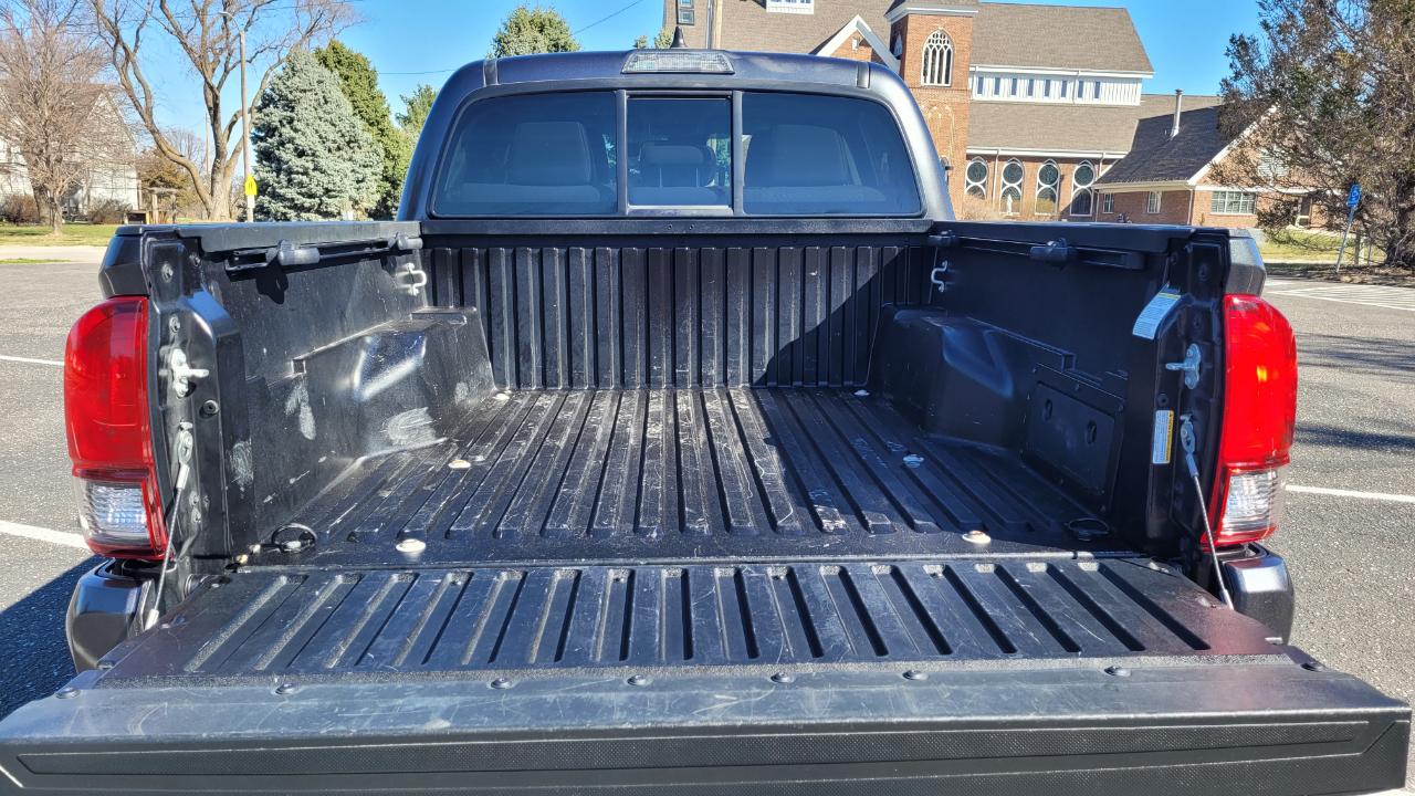 Toyota Tacoma 4WD  2021