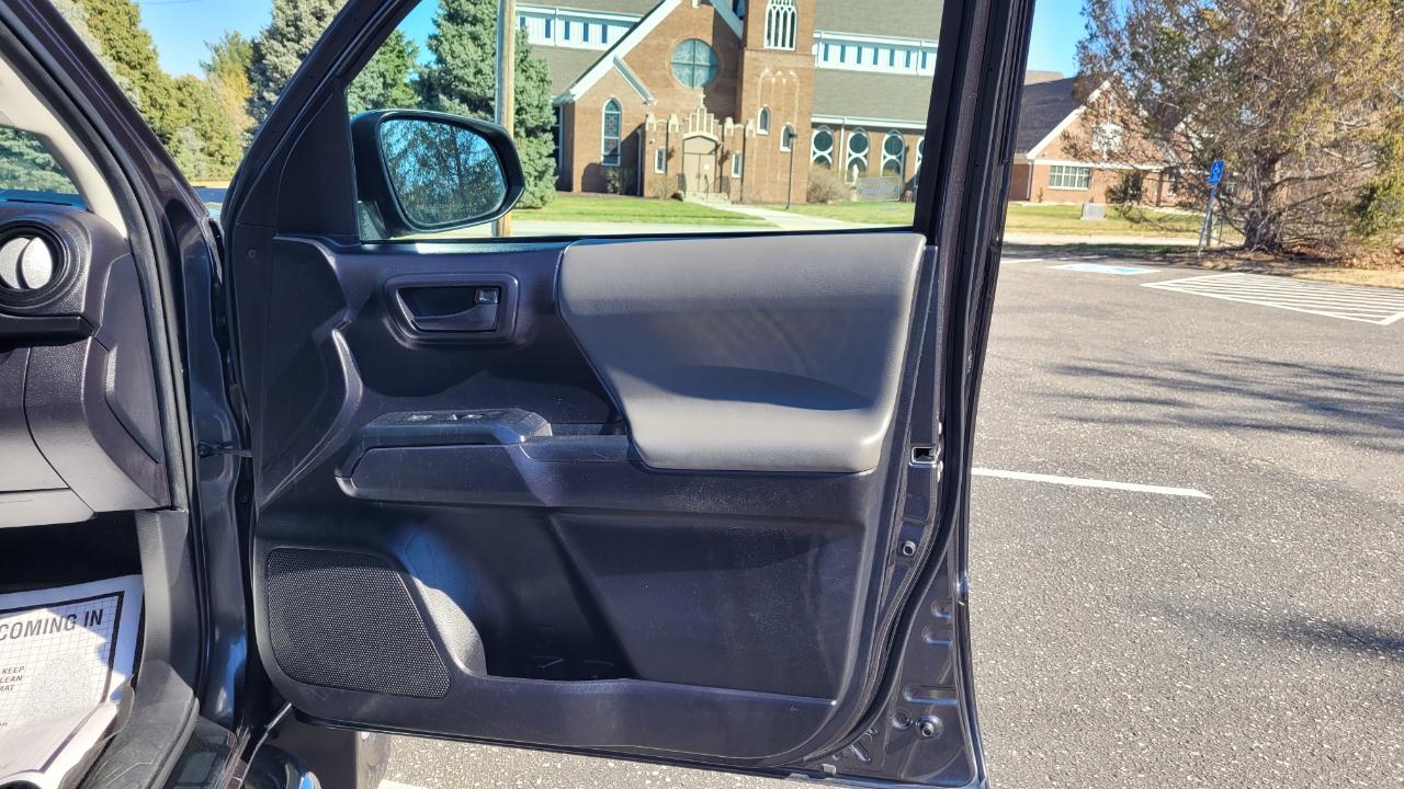 Toyota Tacoma 4WD  2021