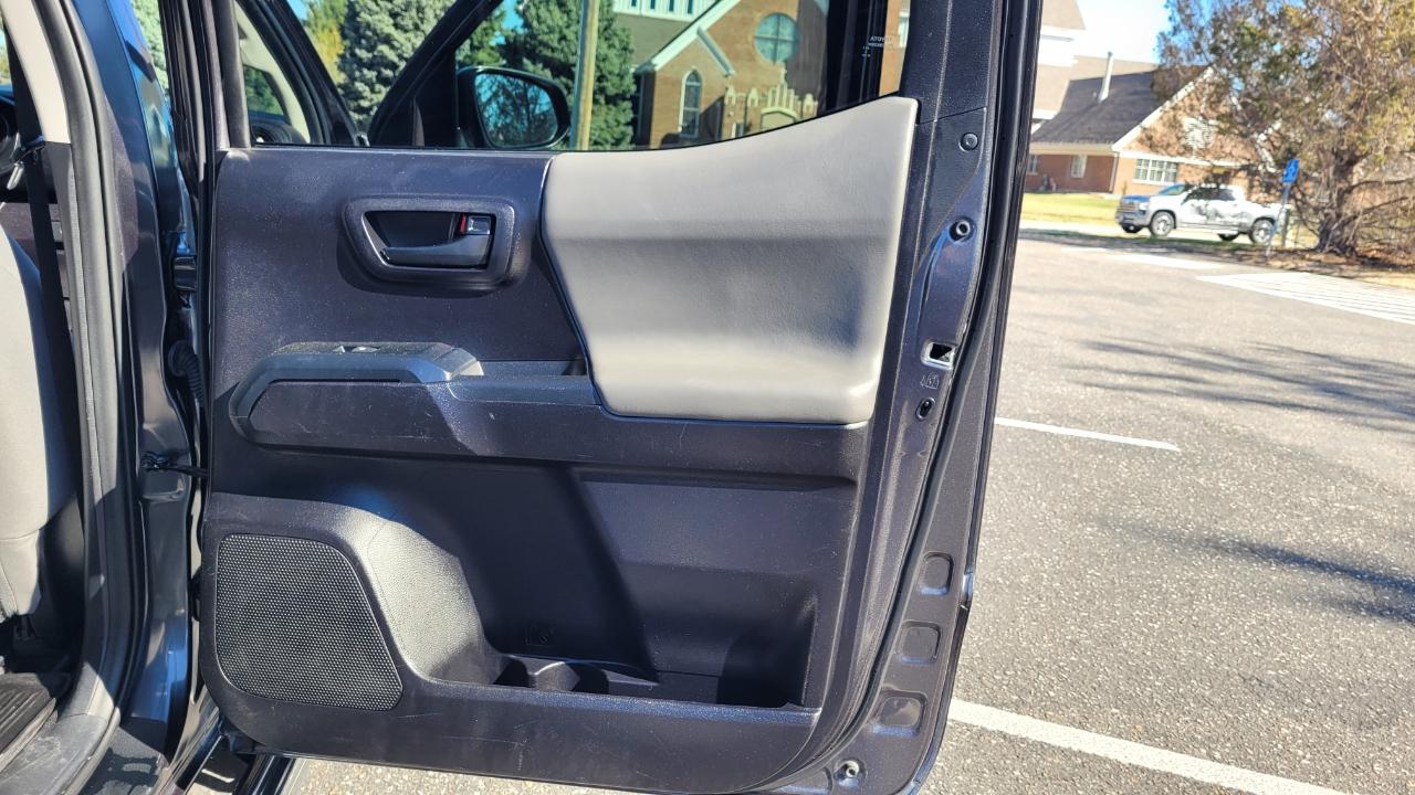 Toyota Tacoma 4WD  2021