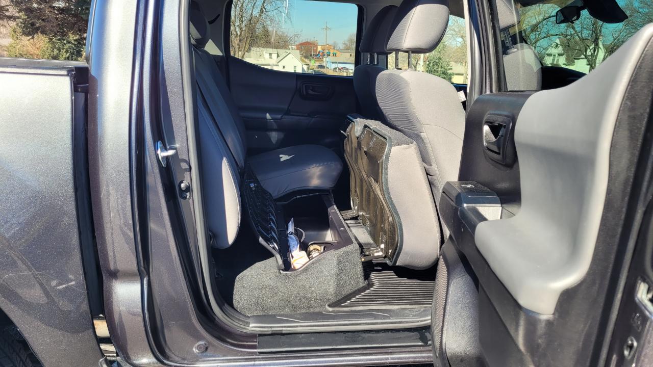 Toyota Tacoma 4WD  2021