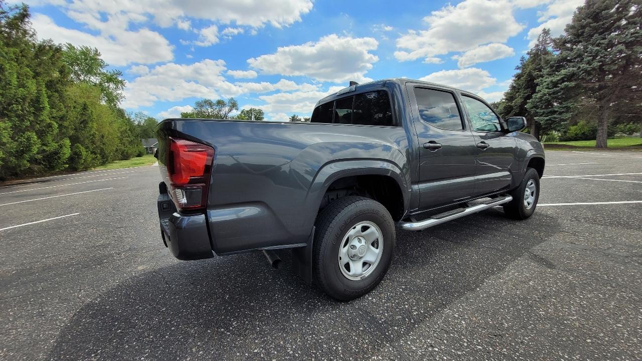 Toyota Tacoma 4WD  2021