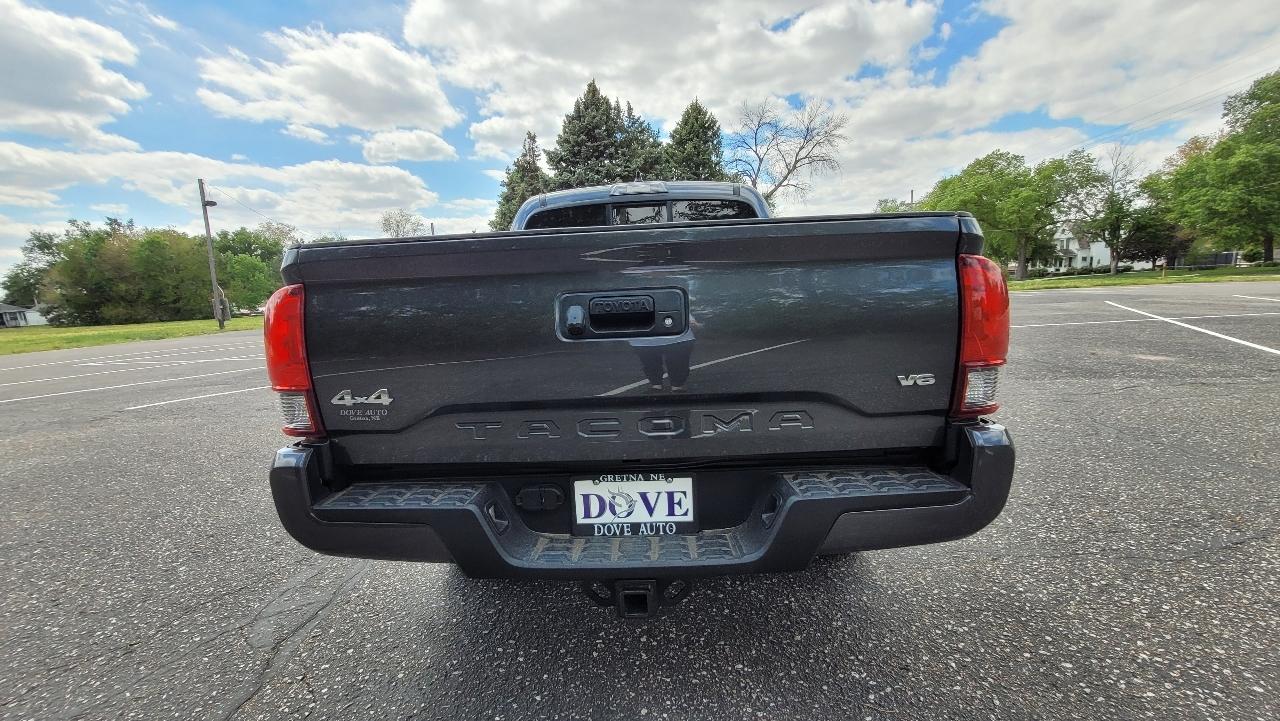 Toyota Tacoma 4WD  2021