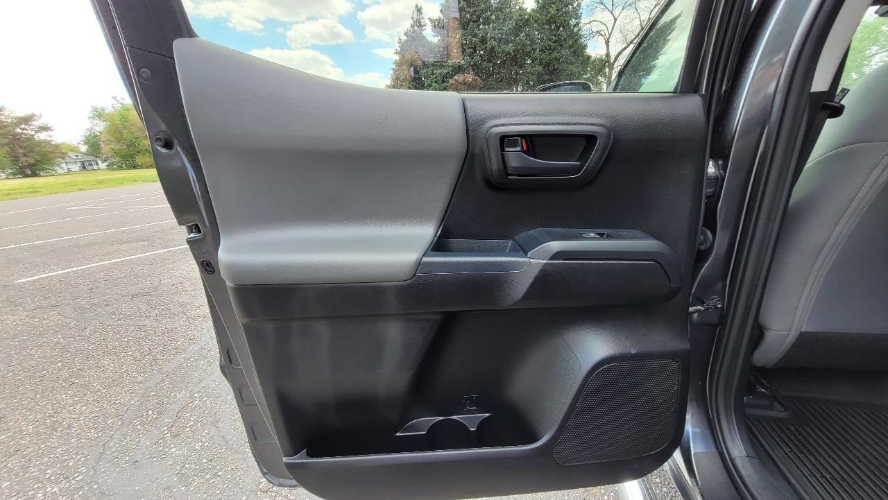 Toyota Tacoma 4WD  2021