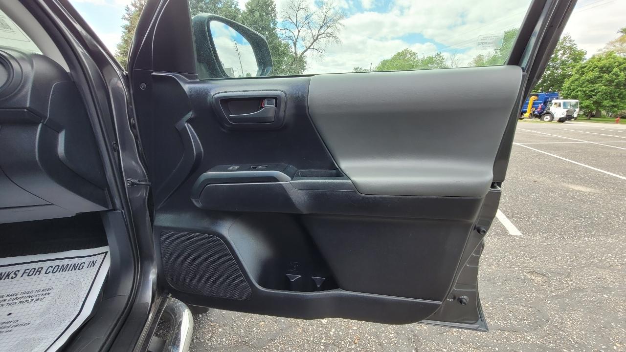 Toyota Tacoma 4WD  2021