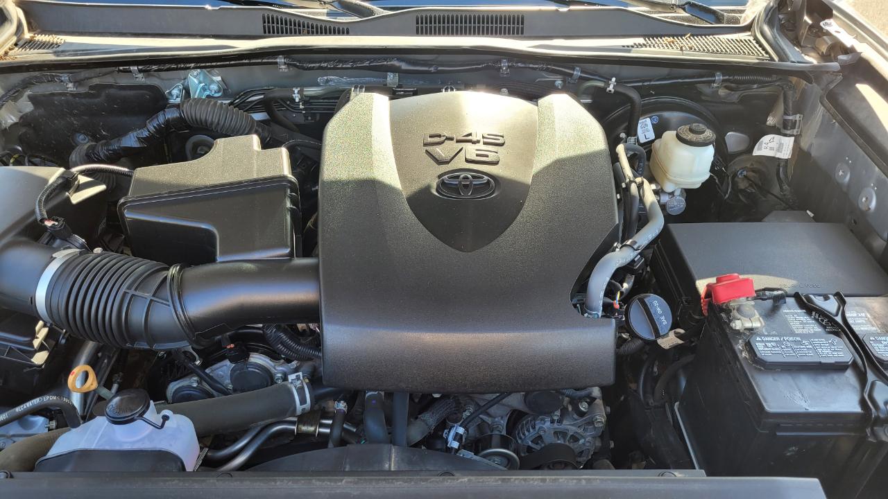 Toyota Tacoma 4WD SR5 Double Cab 5' Bed V6 AT (Natl) 2020