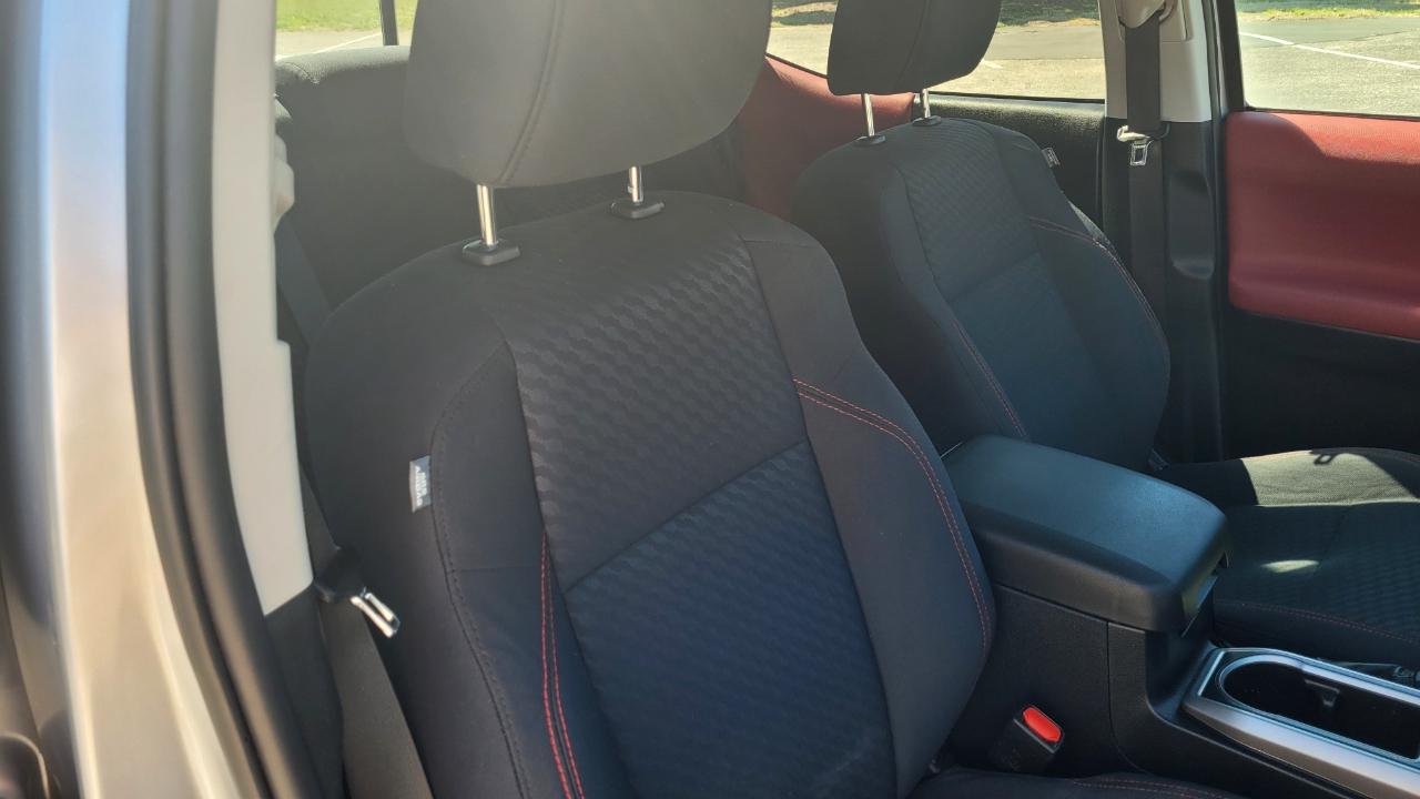 Toyota Tacoma 4WD SR5 Double Cab 5' Bed V6 AT (Natl) 2020