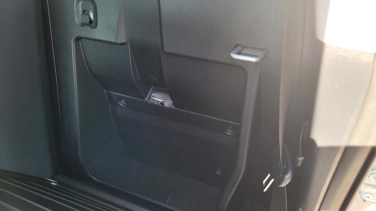 Toyota Tacoma 4WD SR5 Double Cab 5' Bed V6 AT (Natl) 2020