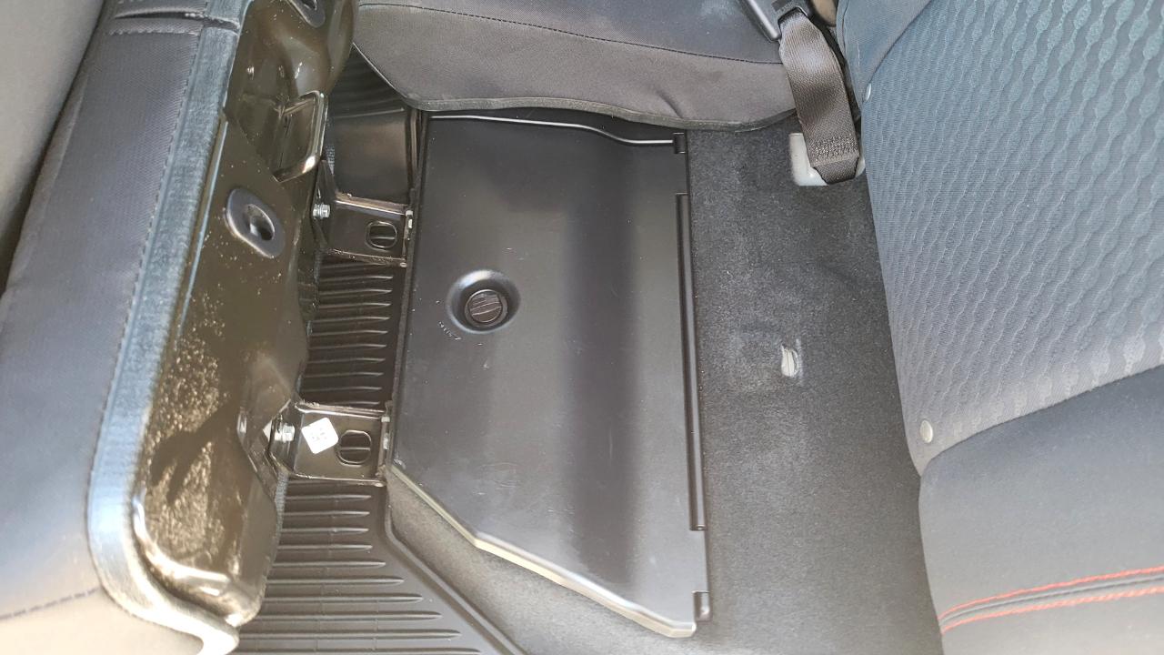 Toyota Tacoma 4WD SR5 Double Cab 5' Bed V6 AT (Natl) 2020